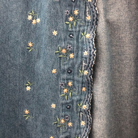 ❀ Vintage Denim Button Up Shirt ❀ - Picture 5 of 5